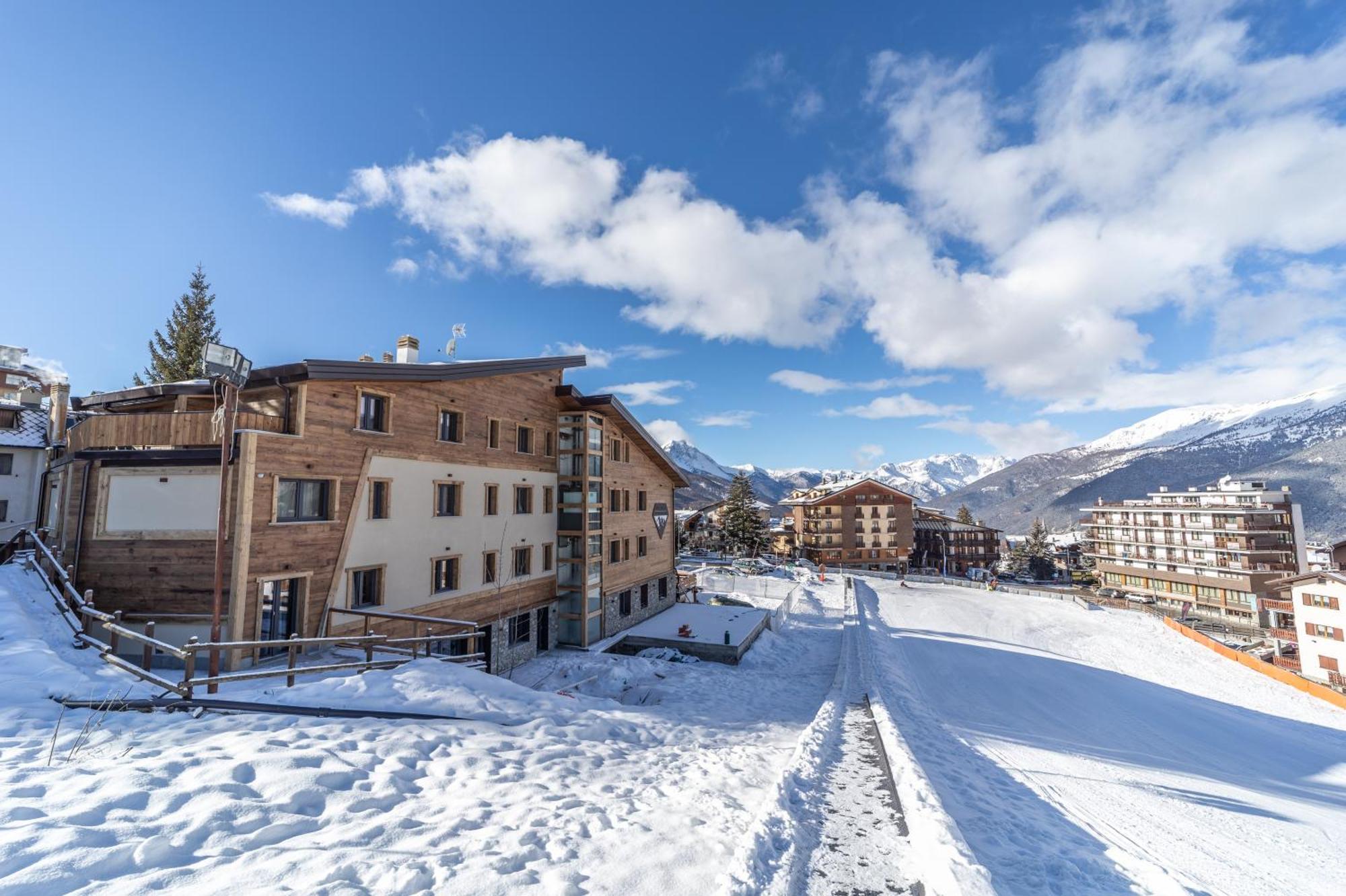 Avalanche - Alpine Boutique Hotel Oulx Exterior foto